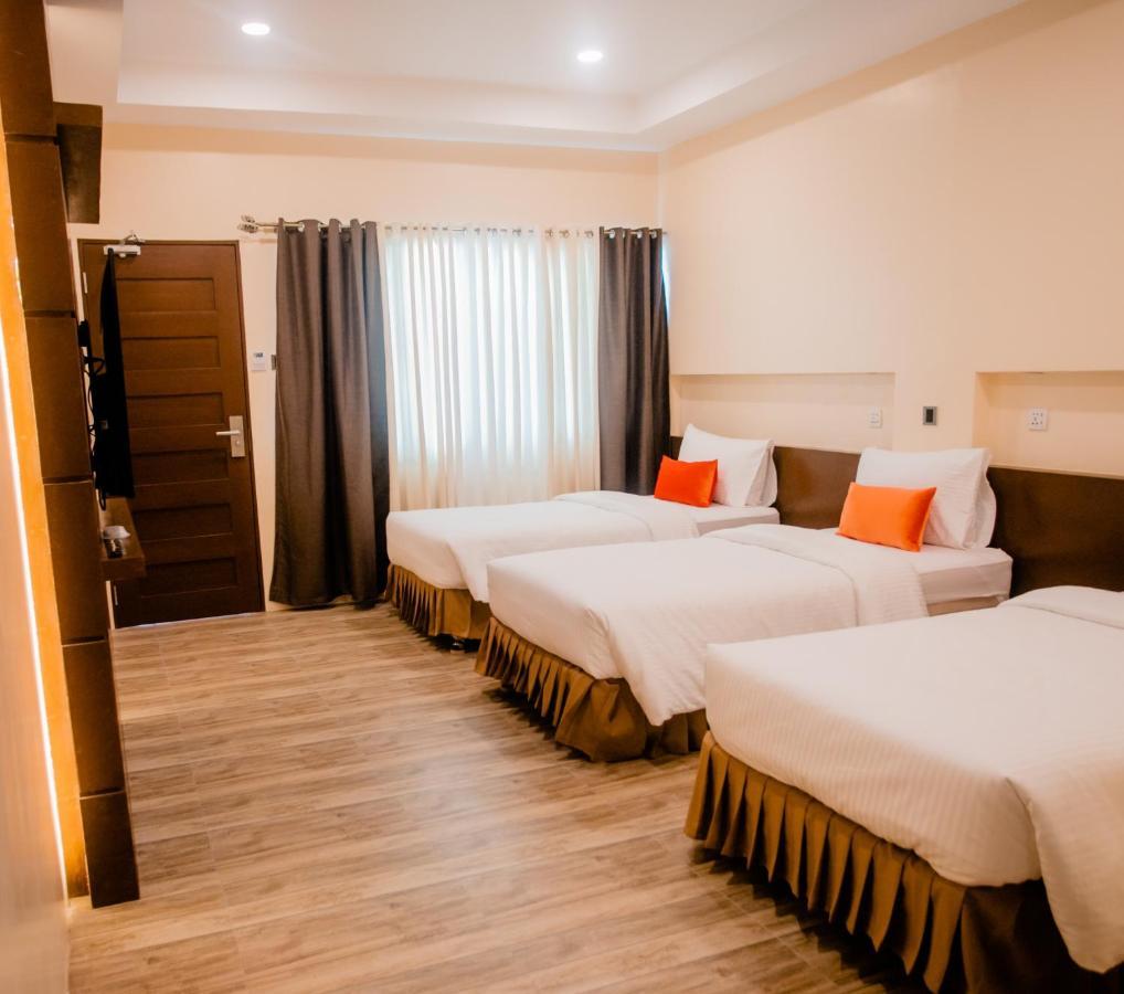 Port Royale Waterpark Resort Dumaguete City Ngoại thất bức ảnh